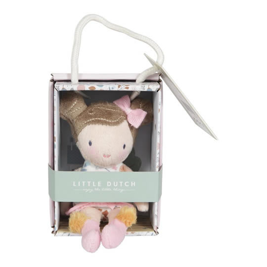 muñeca blandita pequeña presentada en caja de regalo para que tu bebé abrace